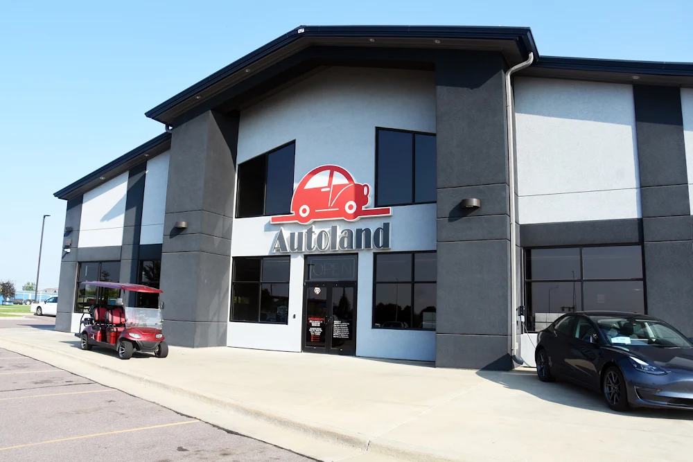 Autoland, buy here pay here car dealer in Sioux Falls, SD