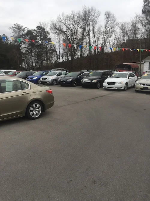 Broadway Auto Sales, buy here pay here car dealer in Knoxville, TN