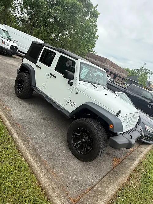 NEXT AUTO INC, buy here pay here car dealer in Murfreesboro, TN