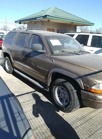 Leo's Auto & Co, buy here pay here car dealer in Amarillo, TX