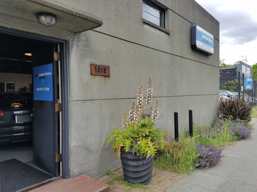 Auto Connections Seattle, buy here pay here car dealer in Seattle, WA