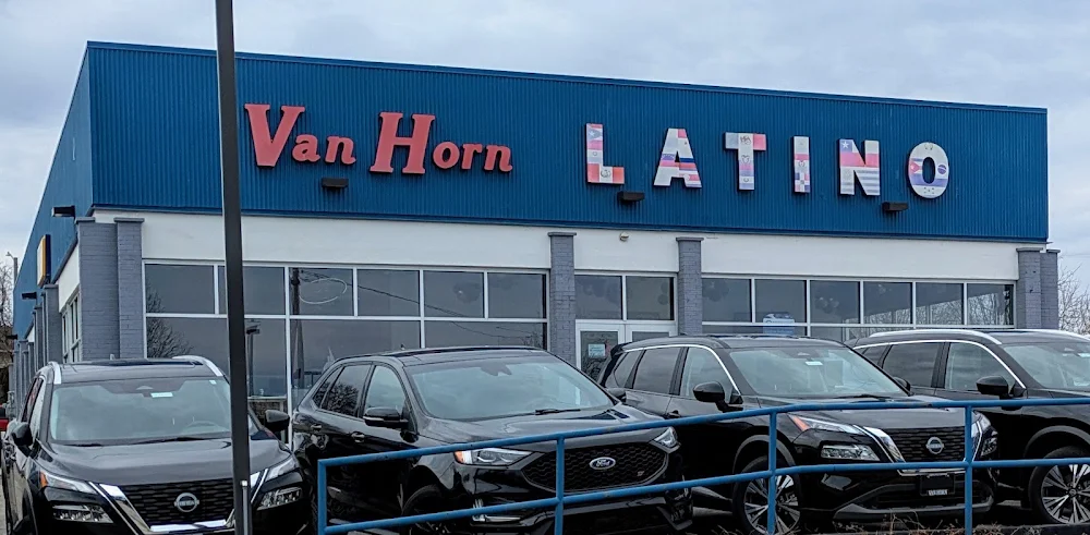Van Horn Latino of Milwaukee, buy here pay here car dealer in Milwaukee, WI