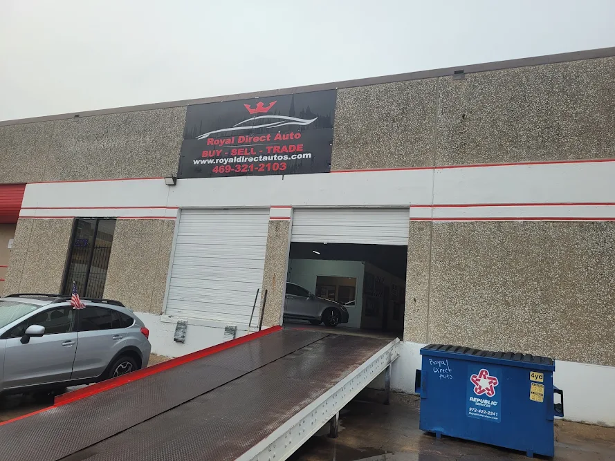 Royal Direct Auto in Dallas