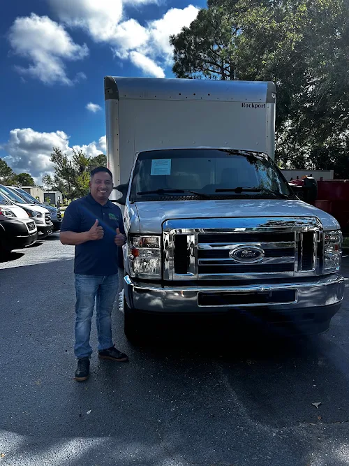 LAKEWOOD RANCH AUTO SALES in Bradenton