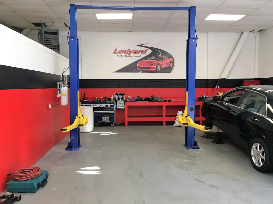 Ledyard Auto Sale LLC