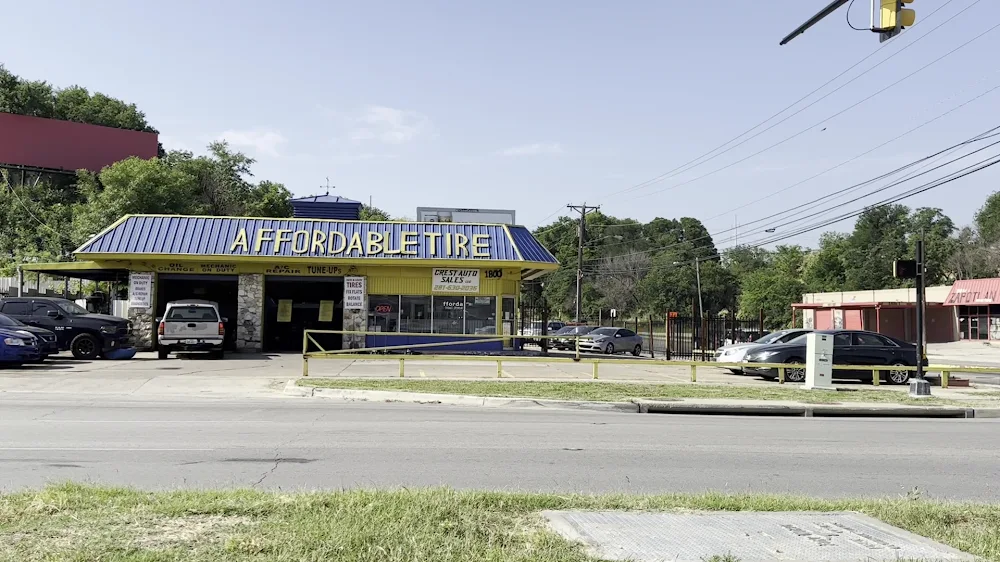 Crest Auto Sales LLC