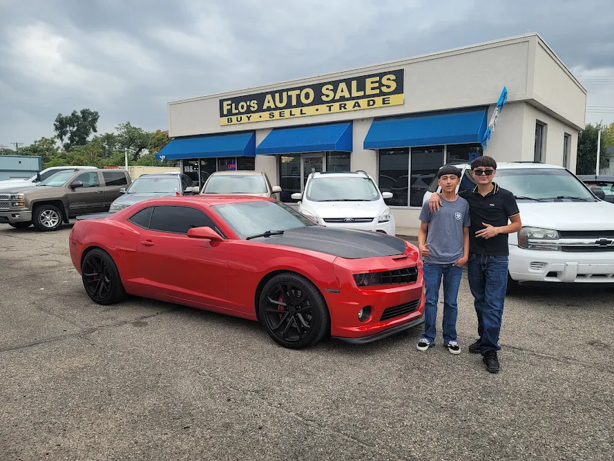 Flo's Auto Sales, LLC