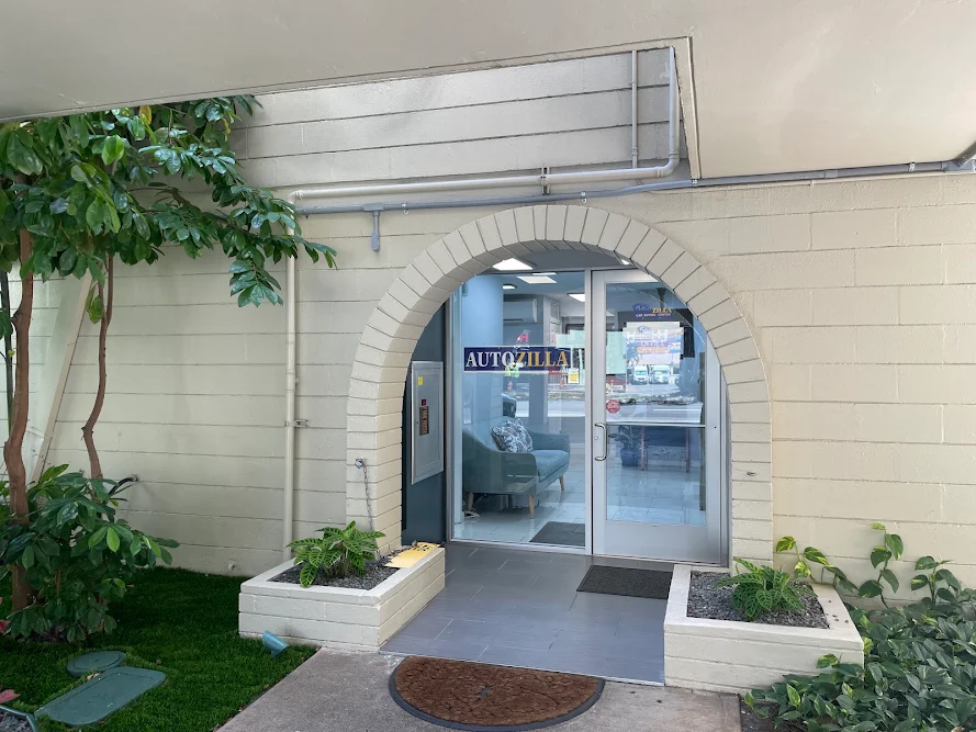 AUTOZILLA CAR BUYING CENTER