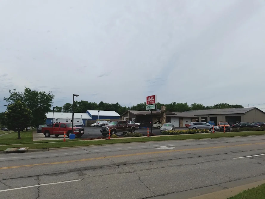 4 Guys Auto Sales Service & Body Repair