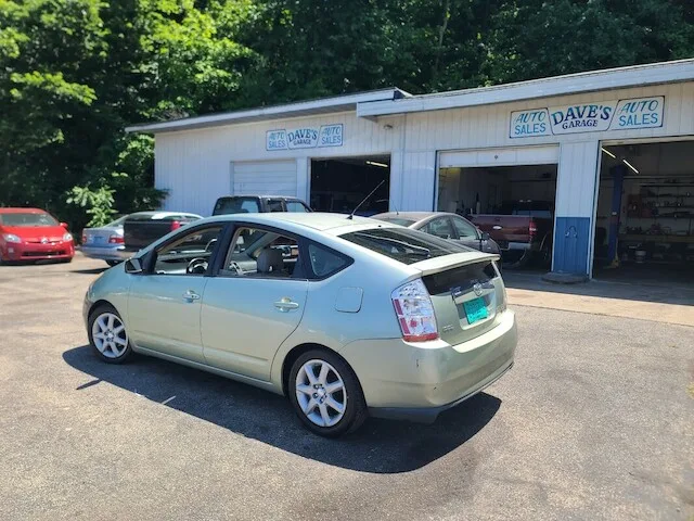 Dave's Garage & Auto Sales