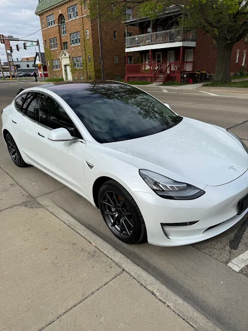 Auto Works Inc in Rockford