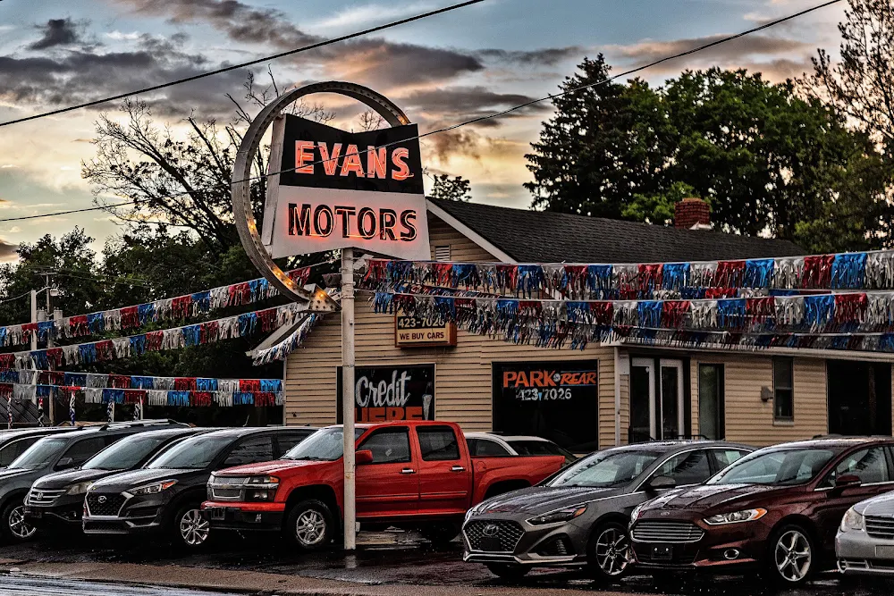 Evans Motors in Evansville