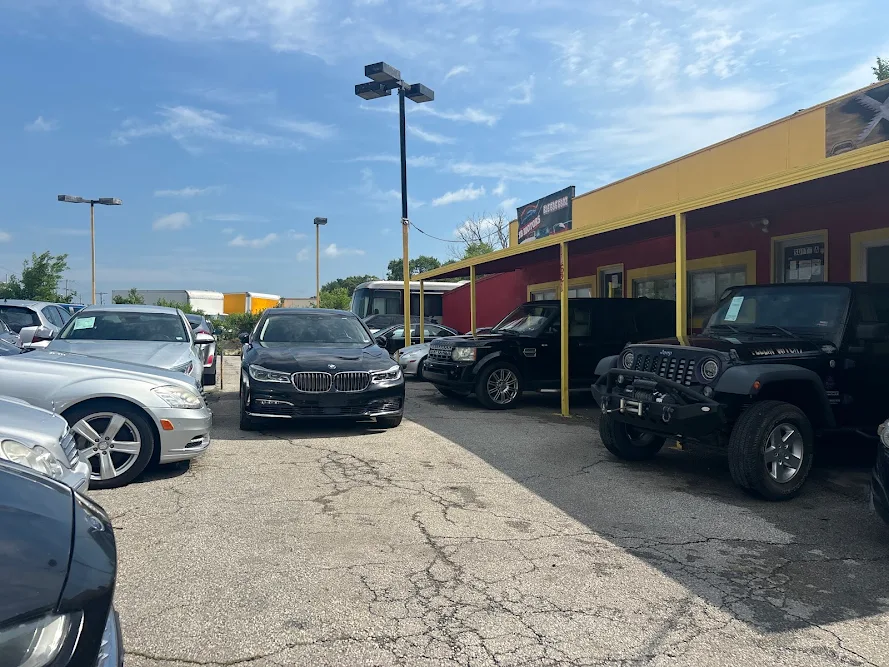 Xtreme Auto Mart LLC