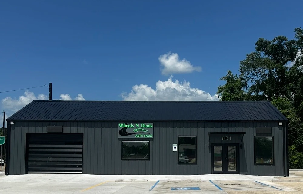 Wheels N Deals Auto Sales, LLC in Lafayette