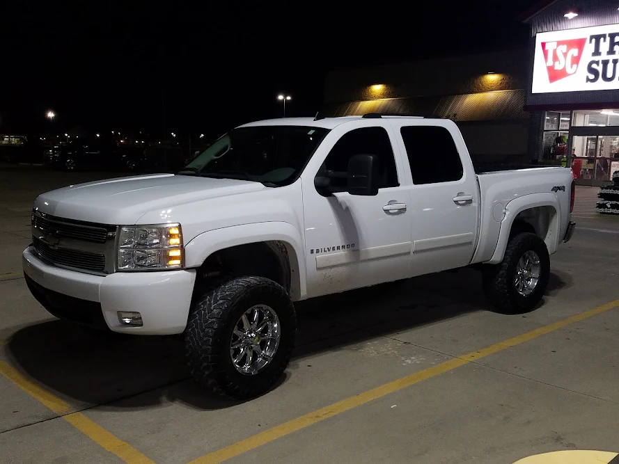 Westlake Auto Sales LLC