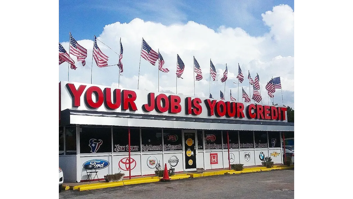 Giant Auto Mart