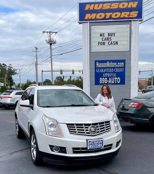 Husson Motors, Inc. Sales Department in Salem