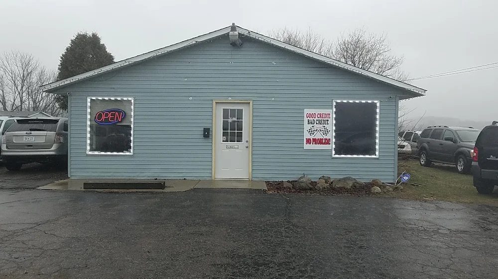 Pine Auto Sales in Paw Paw