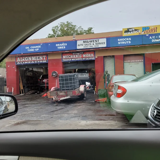 Midwest Auto Sales & Service in Independence