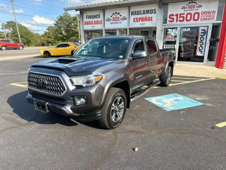 Rcr Auto Sales Llc in Fayetteville