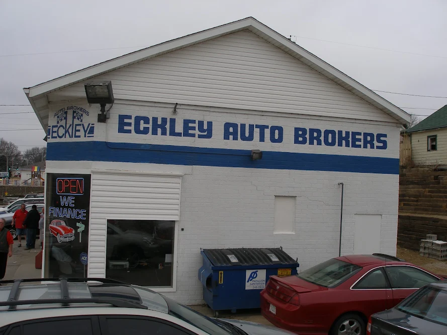 Eckley Auto Brokers in Omaha