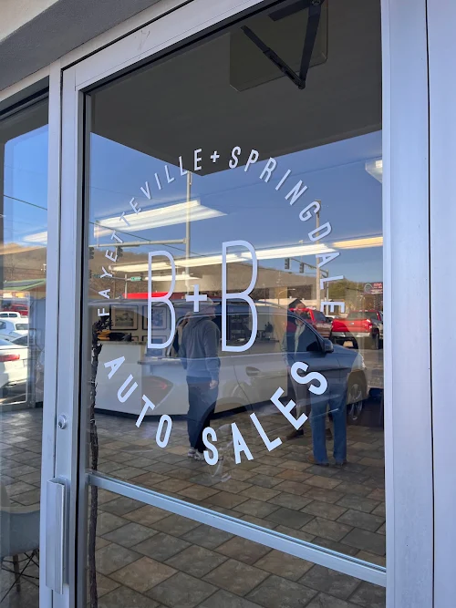 B & B AUTO SALES of Fayetteville