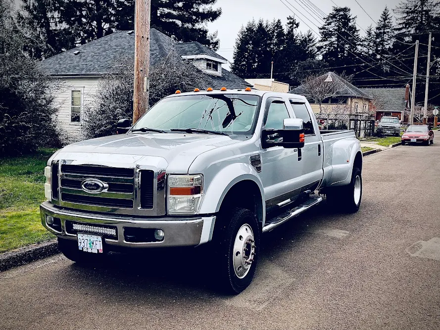 Pacific Cars & Trucks Inc in Eugene