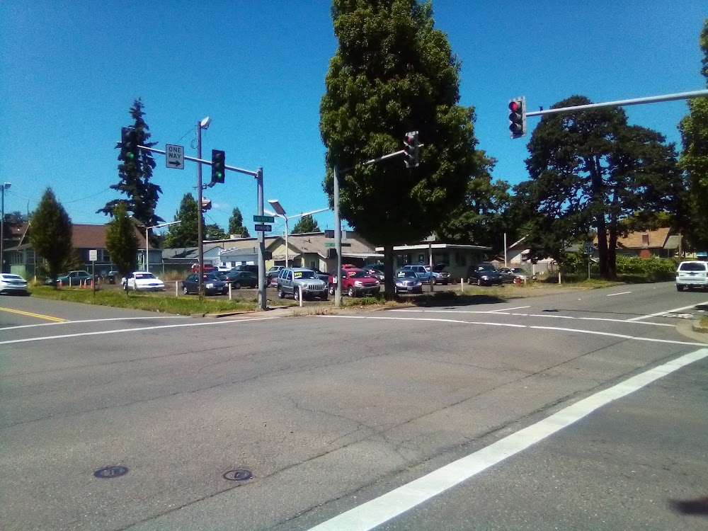 Denny Williams Auto Sales in Salem