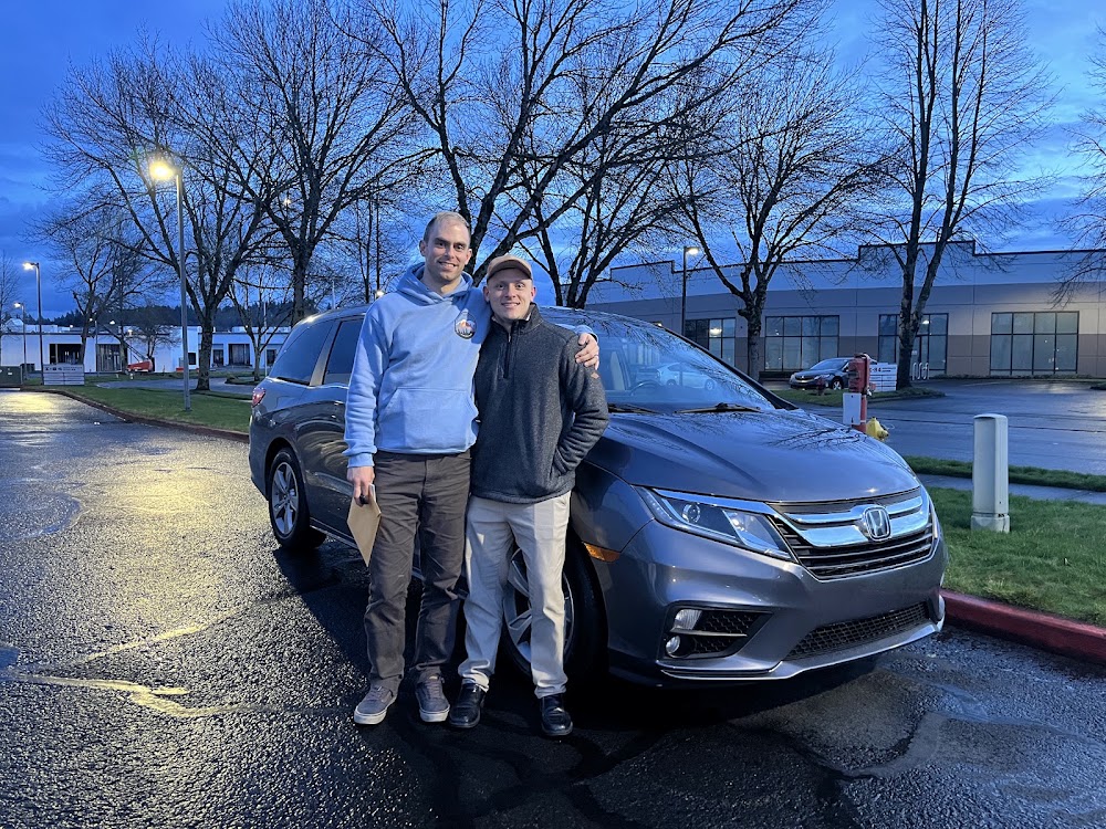 Apex Auto Sales LLC in Troutdale