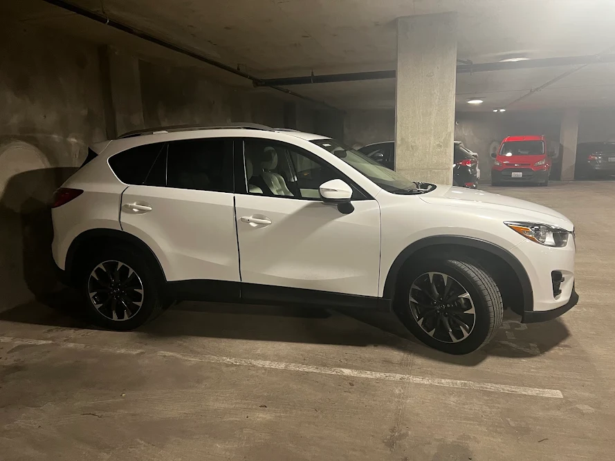 Discovery Plus Motors, LLC in Hillsboro