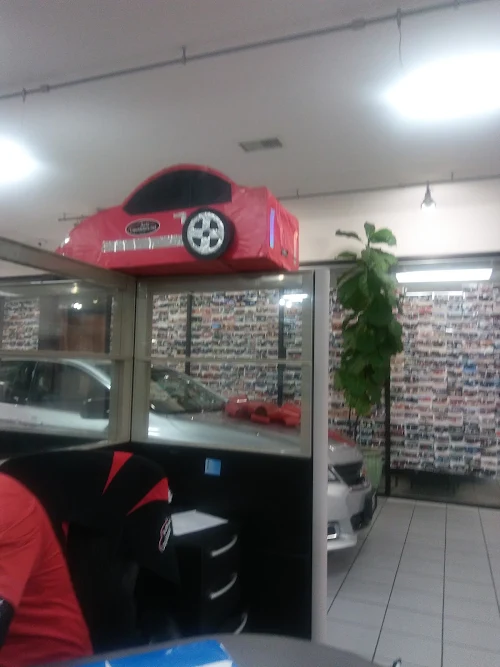 Auto Liquidators Plus in Dallas