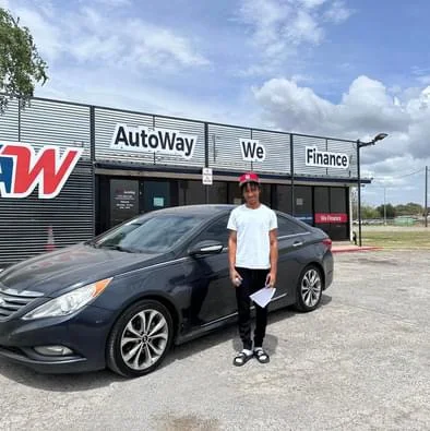 AutoWay Inc. BUY HERE PAY HERE in null