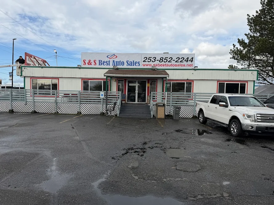 S&S BEST AUTO SALES LLC in Auburn