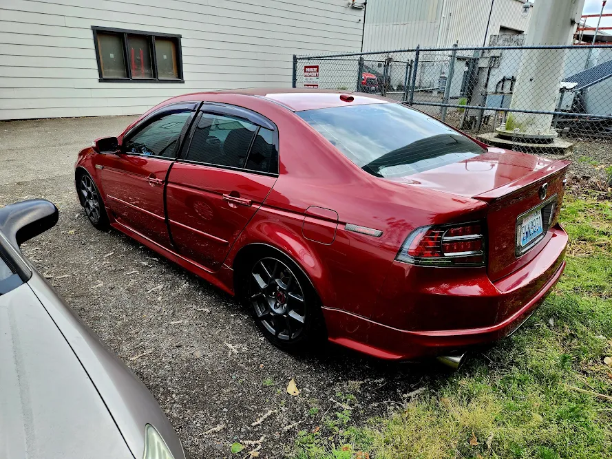 Redline Motors LLC in Auburn