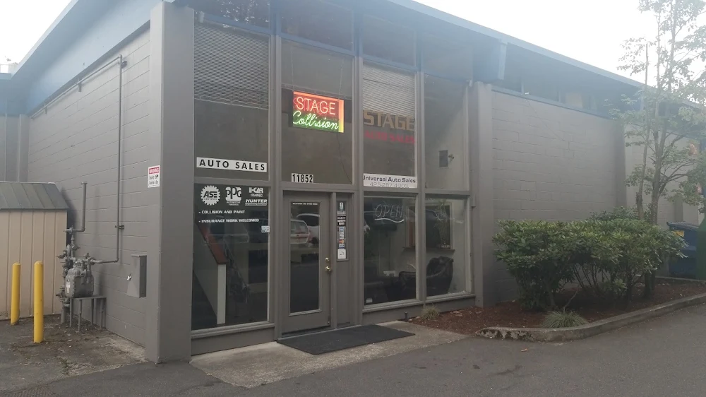 UNIVERSAL AUTO SALES &FINANCE in Kirkland