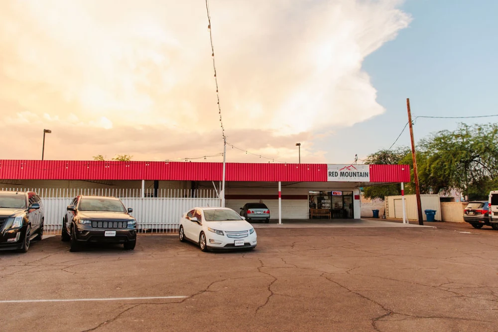 Red Mountain Motors