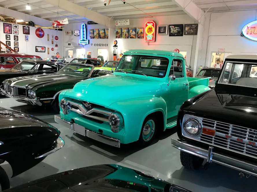 Absolute Auto Sales in Cheyenne