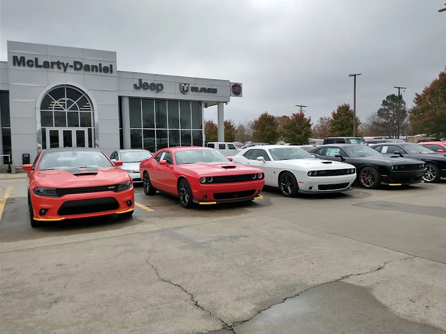 McLarty Daniel Chrysler Dodge Jeep RAM FIAT in Springdale