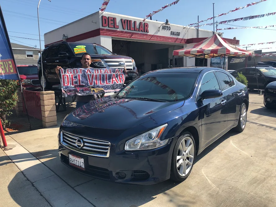Del Villar Auto Sales