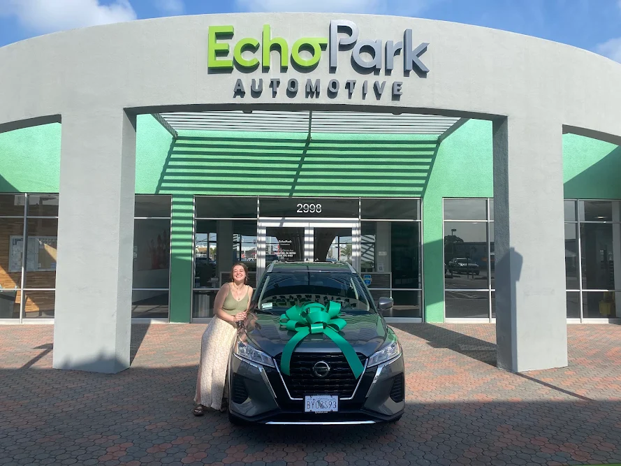 EchoPark Los Angeles (Long Beach) Vehicle Buying Center in Long Beach