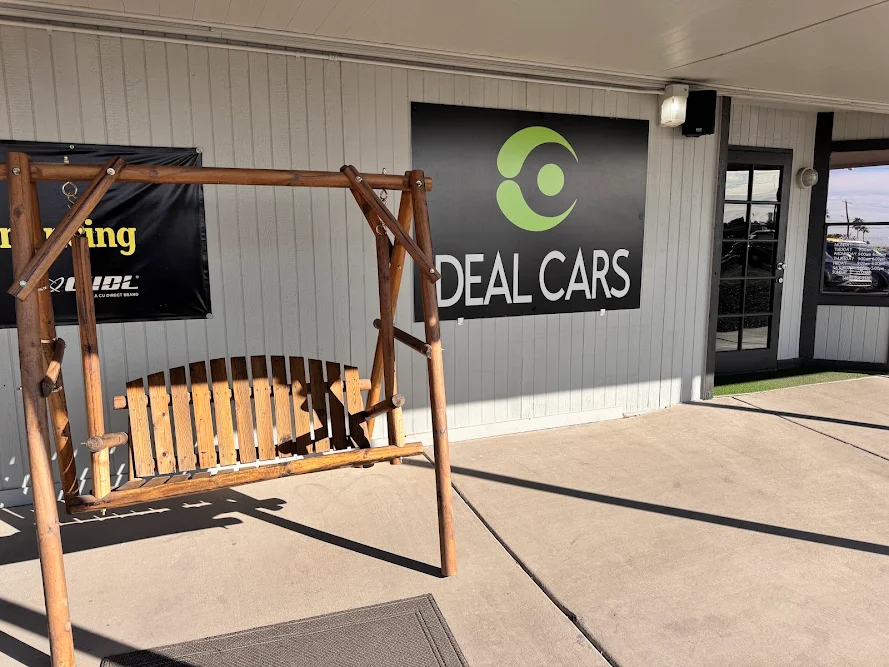 Ideal Cars - East Mesa (Hill)