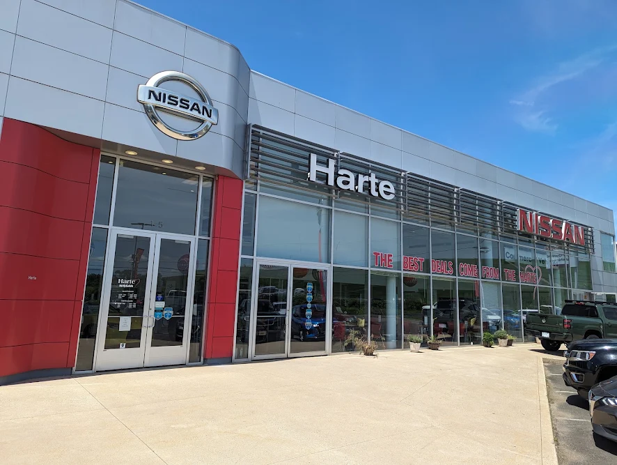 Harte Nissan in Hartford