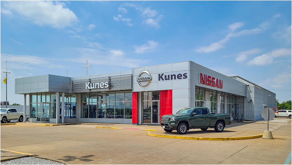 Kunes Nissan of Davenport in Davenport
