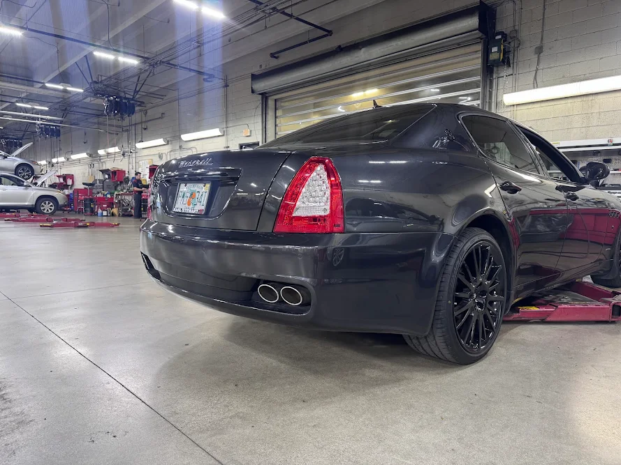 Moss Motors in Des Moines