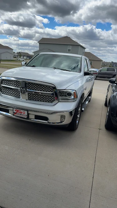 Toms Trucks in Des Moines