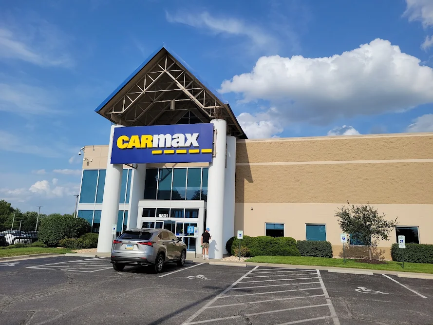 CarMax in Merriam