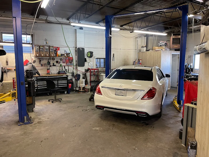 Shaq's Auto Sales and Repair