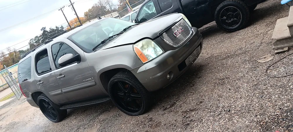 K & W Auto Center