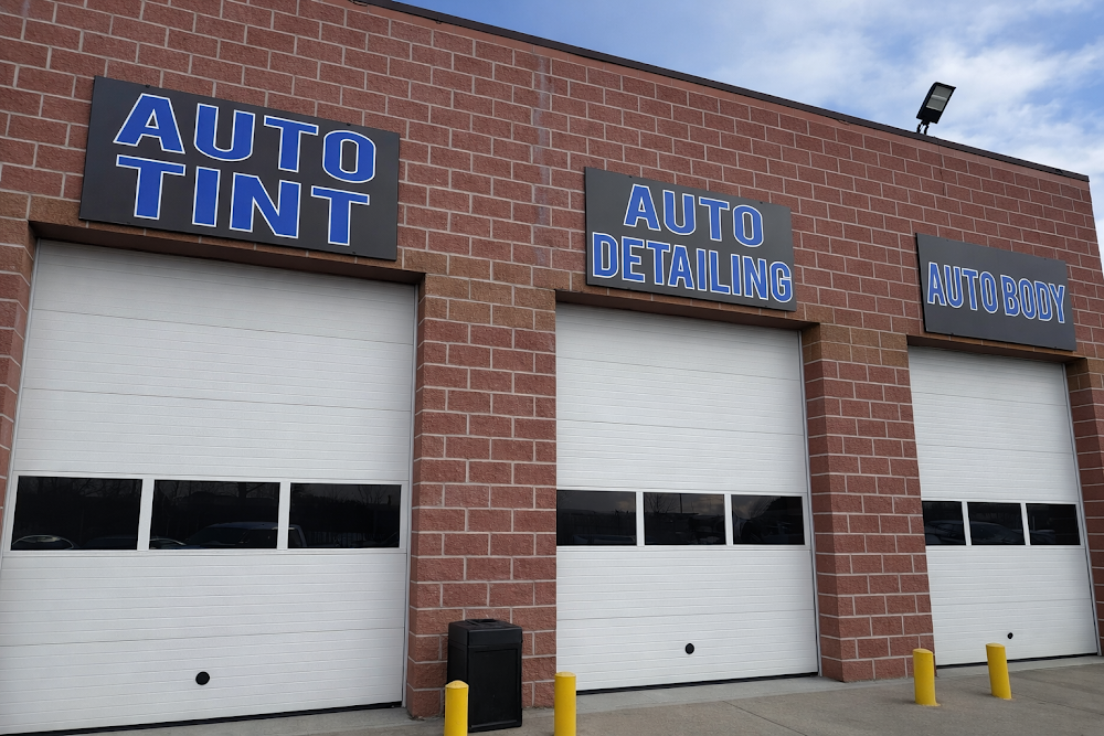 Hawk Auto Sales & Service in Detroit