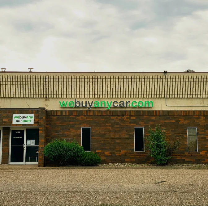 webuyanycar.com in Burnsville